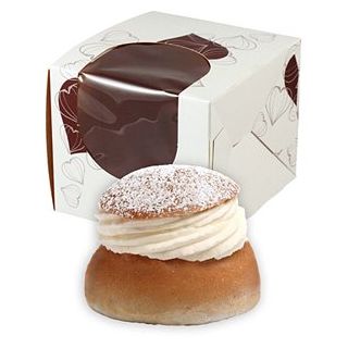 SEMLEKARTONG MED FÖNSTER